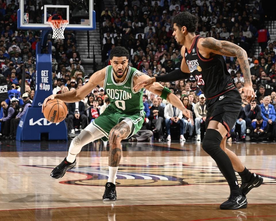 体育APP-绿军24三分创纪录大胜76人3-1 塔图姆30+7+11恩比德复出26+10